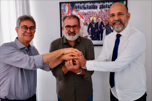 Foto: Robério Silveira e o ministro dos transportes. Divulgação